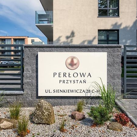 Apartament Flowers Z Parkingiem Perlowa Przystan - Holiday City Колобжег Екстериор снимка