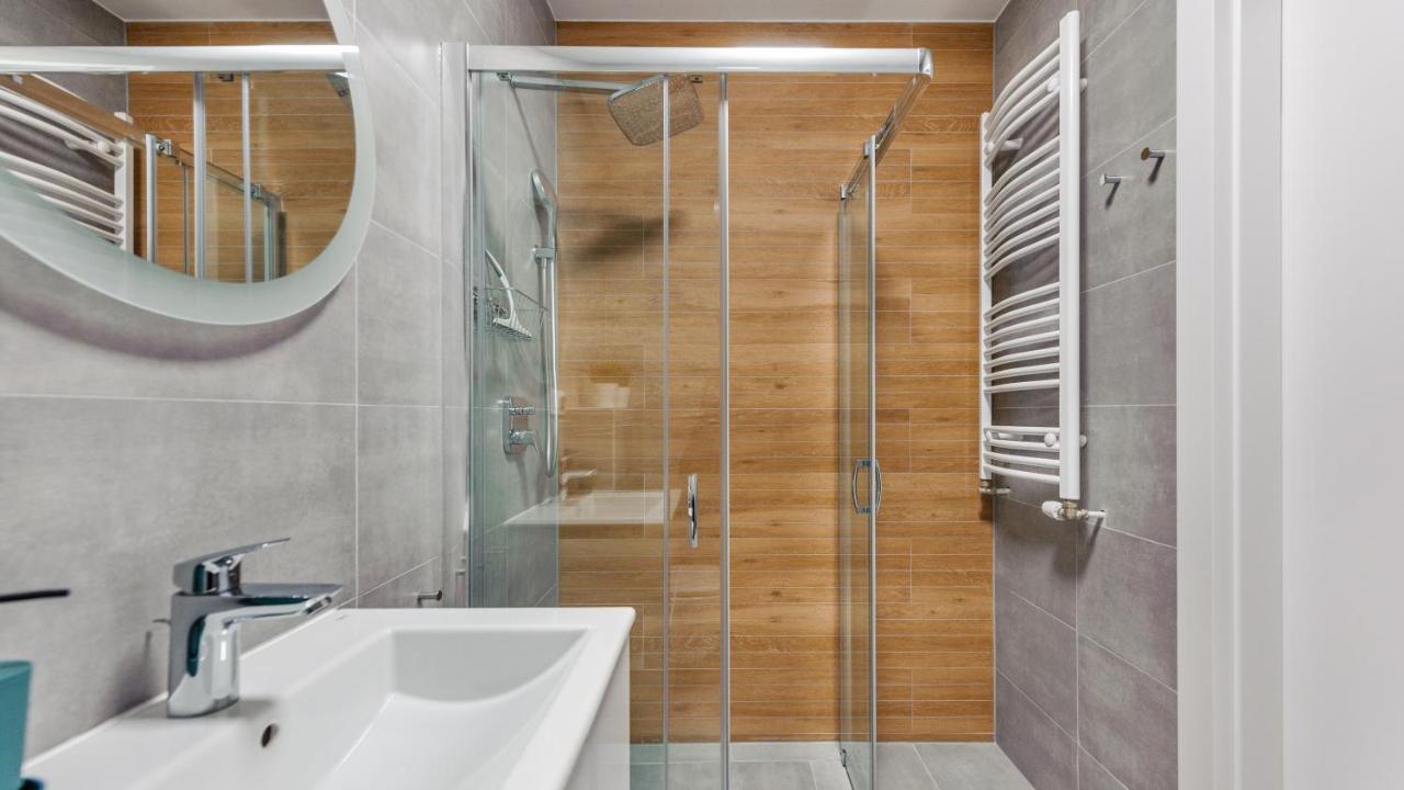 Apartament Flowers Z Parkingiem Perlowa Przystan - Holiday City Колобжег Екстериор снимка
